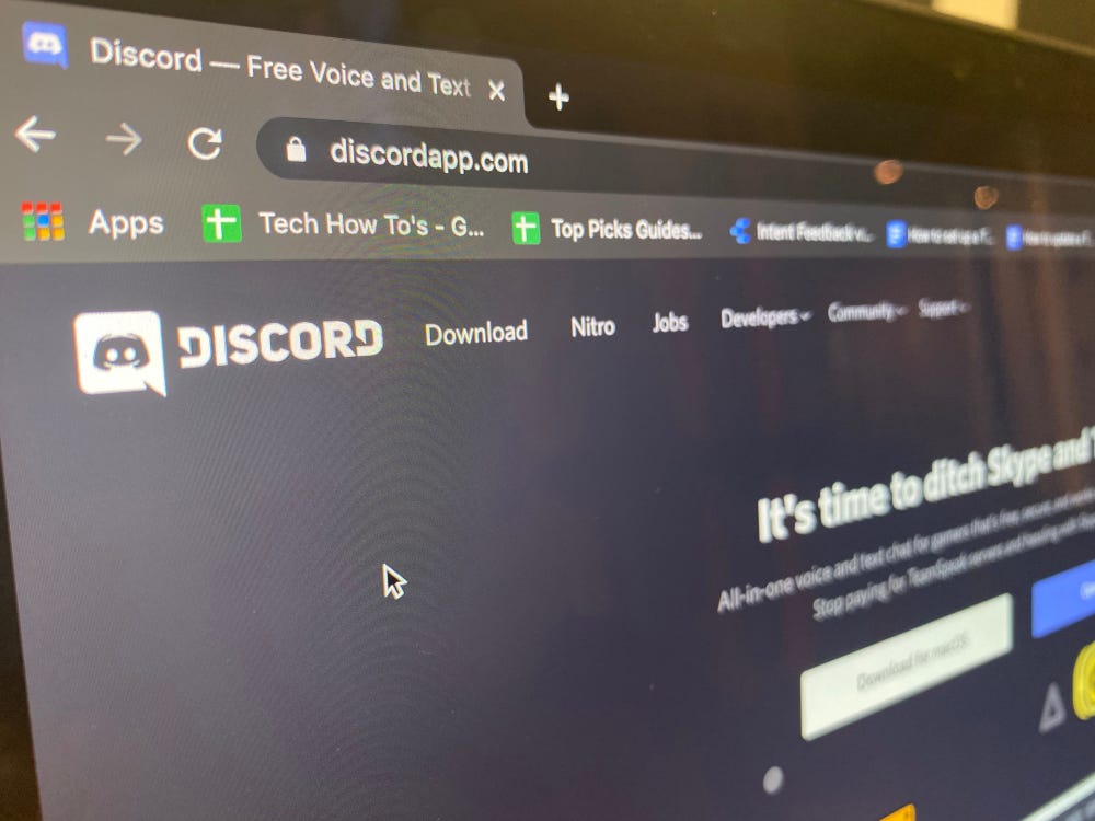 How do I download and install discord? GTA RP